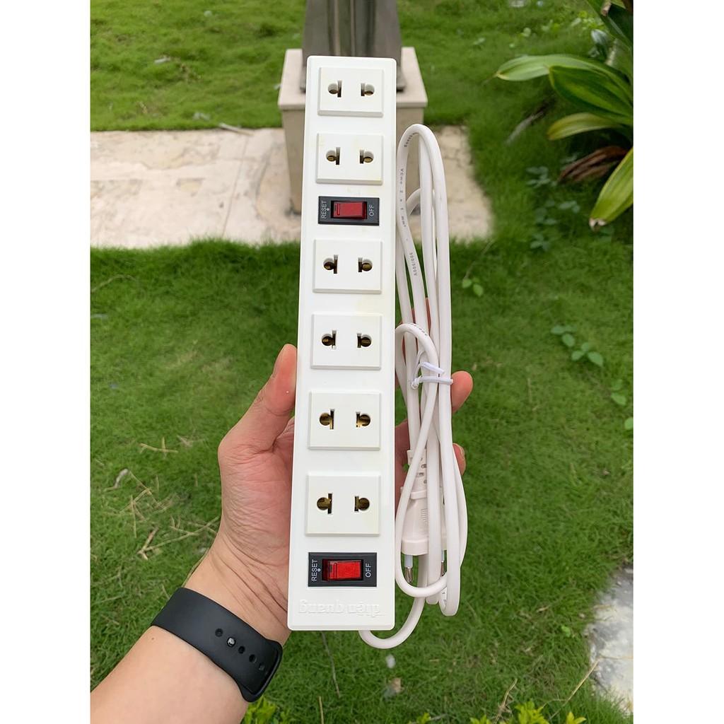 Ổ cắm Điện Quang ĐQ 001A-01  - Năm SX 2014, 2015 - Bảo hành 12 tháng