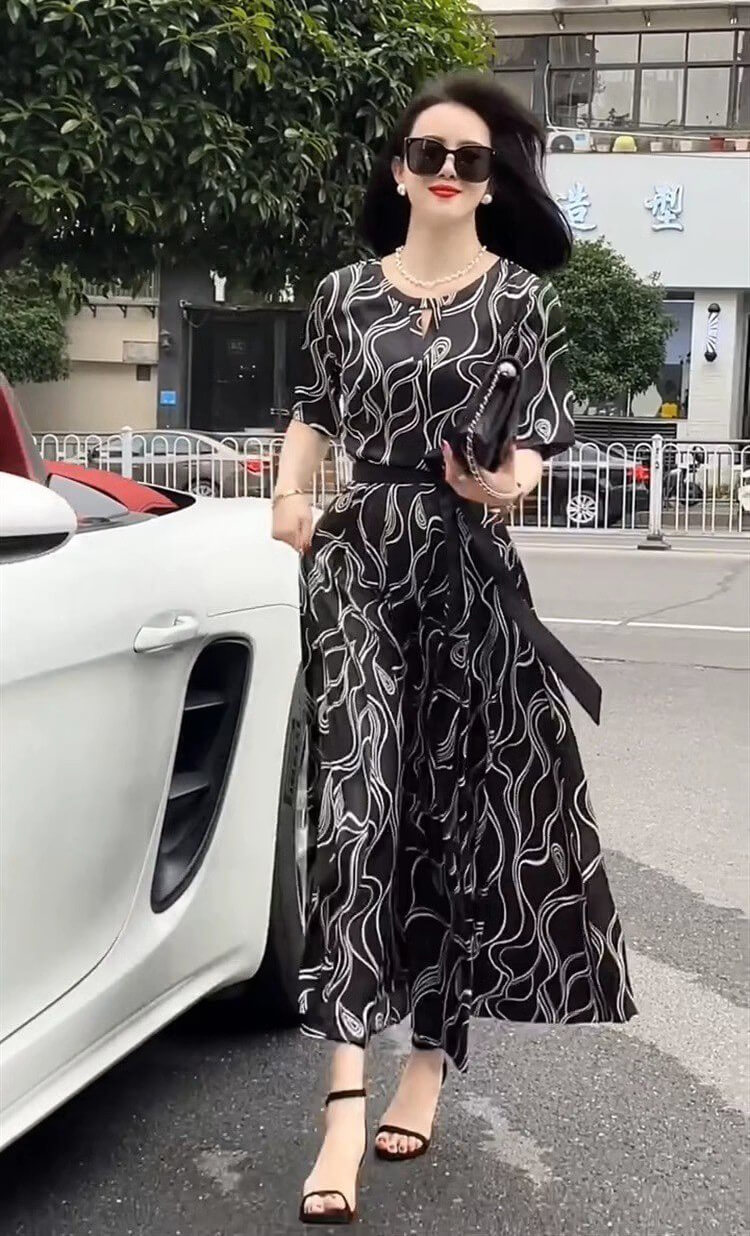 Đầm lụa họa tiết cột eo