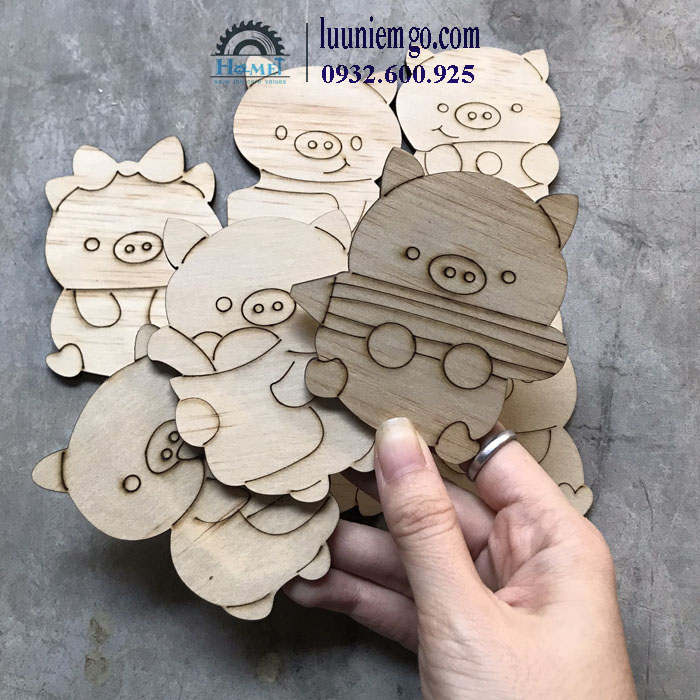 [ STICKER GỖ ] - 1K - STICKER TÔ MÀU CHO BÉ, LÀM MÓC TREO TRANG TRÍ - Giao hình ngẫu nhiên