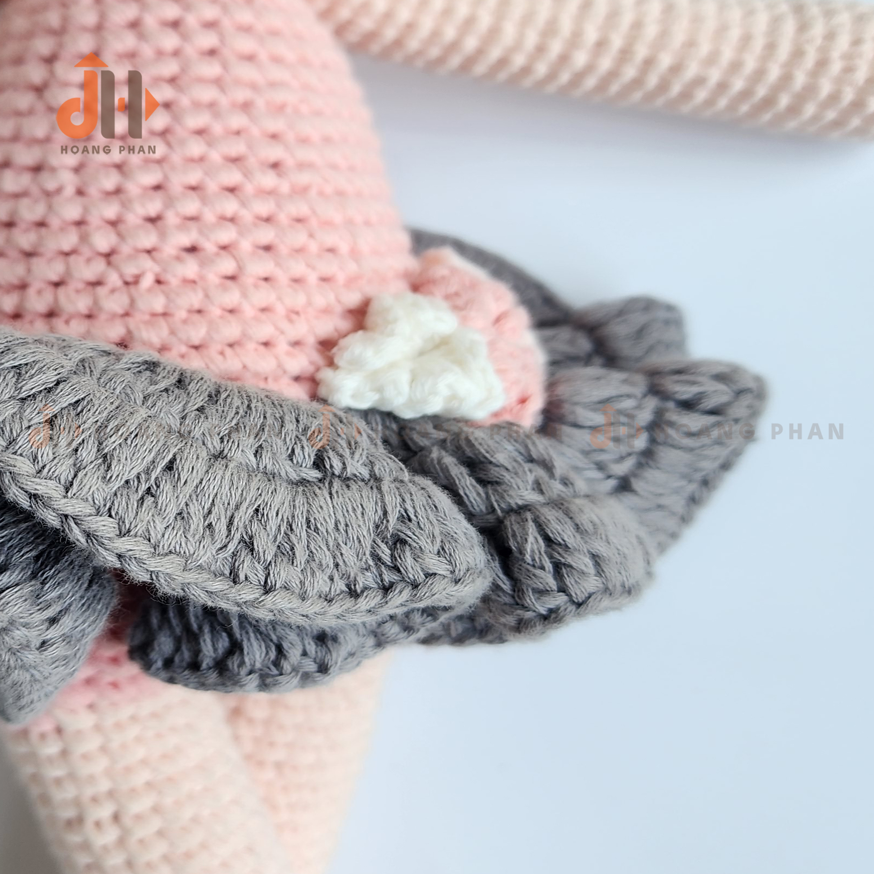 Tuần lộc Chubby mơ màng hồng
