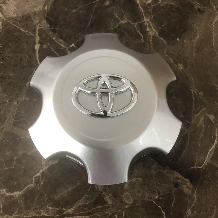 Logo chụp mâm, ốp lazang bánh xe ô tô Toyota Land Cruiser Prado TY-116 đời 2009-2013