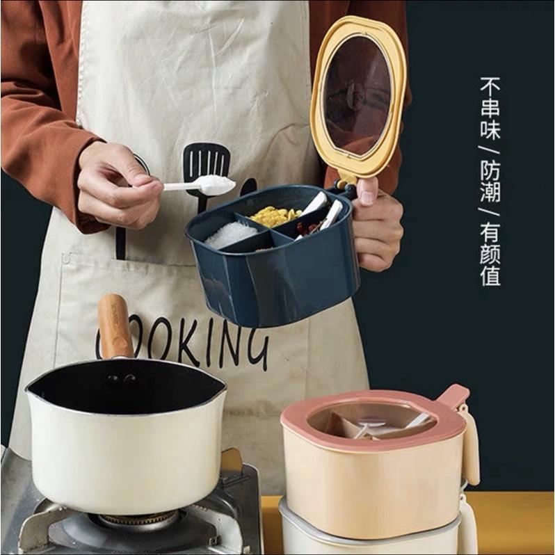 Hộp gia vị 4 ngăn tiện ích