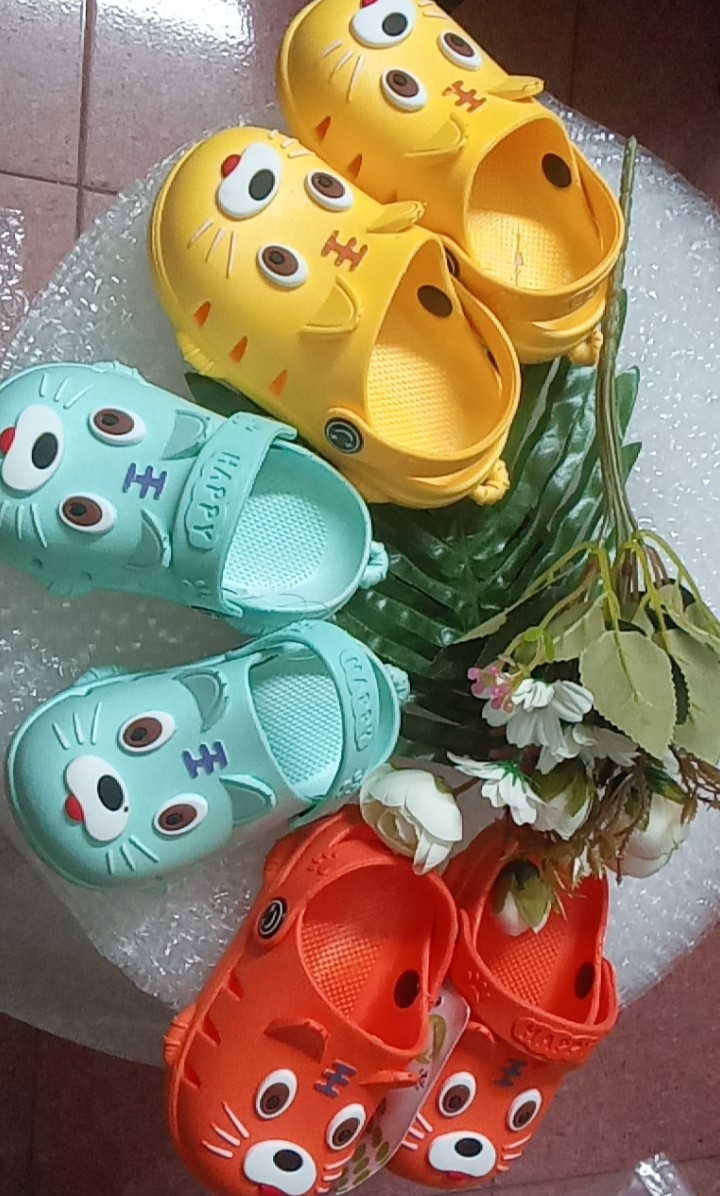 Dép, sục hình thú cực dễ thương, đi siêu êm, siêu bền cho bé trai, bé gái từ 0-3 tuổi