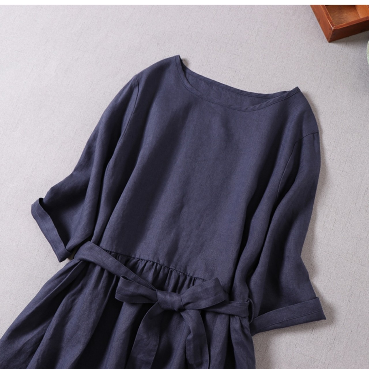 Đầm linen suông form rộng kèm dây thắt eo thời trang hè nữ Haint Boutique Da82