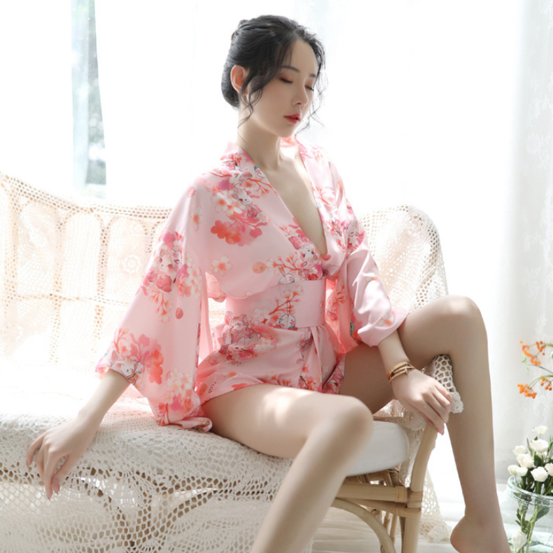 Đồ ngủ Kimono hồng hoa anh đào Nhật Bản