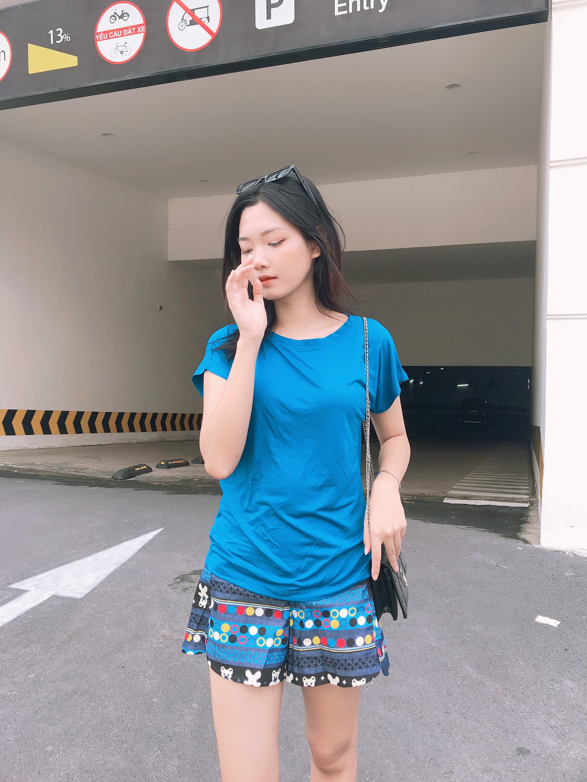 Áo thun dạo phố Xanh dương
