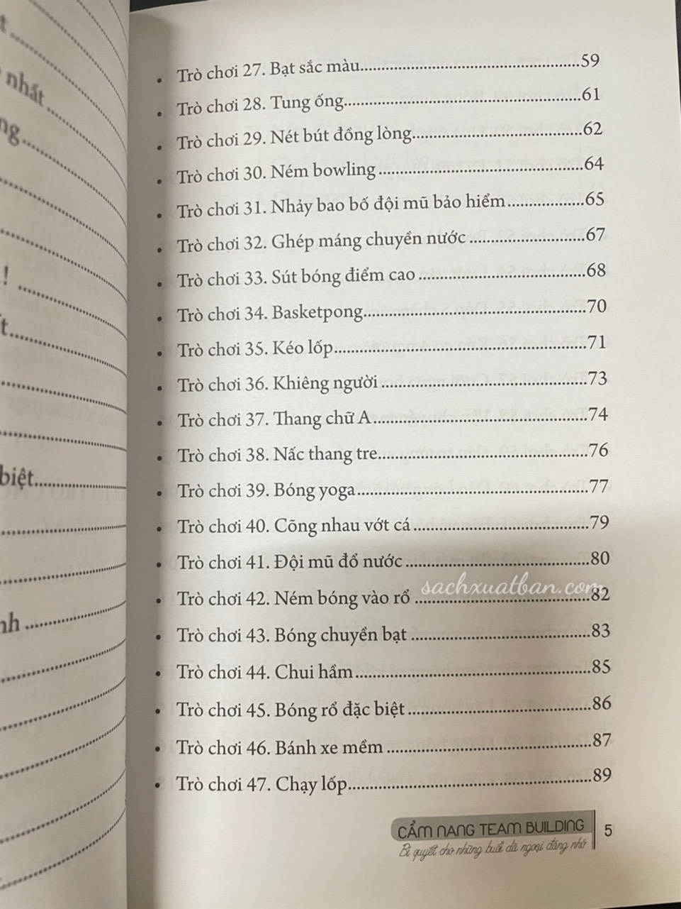 Sách Cẩm nang Team Buiding