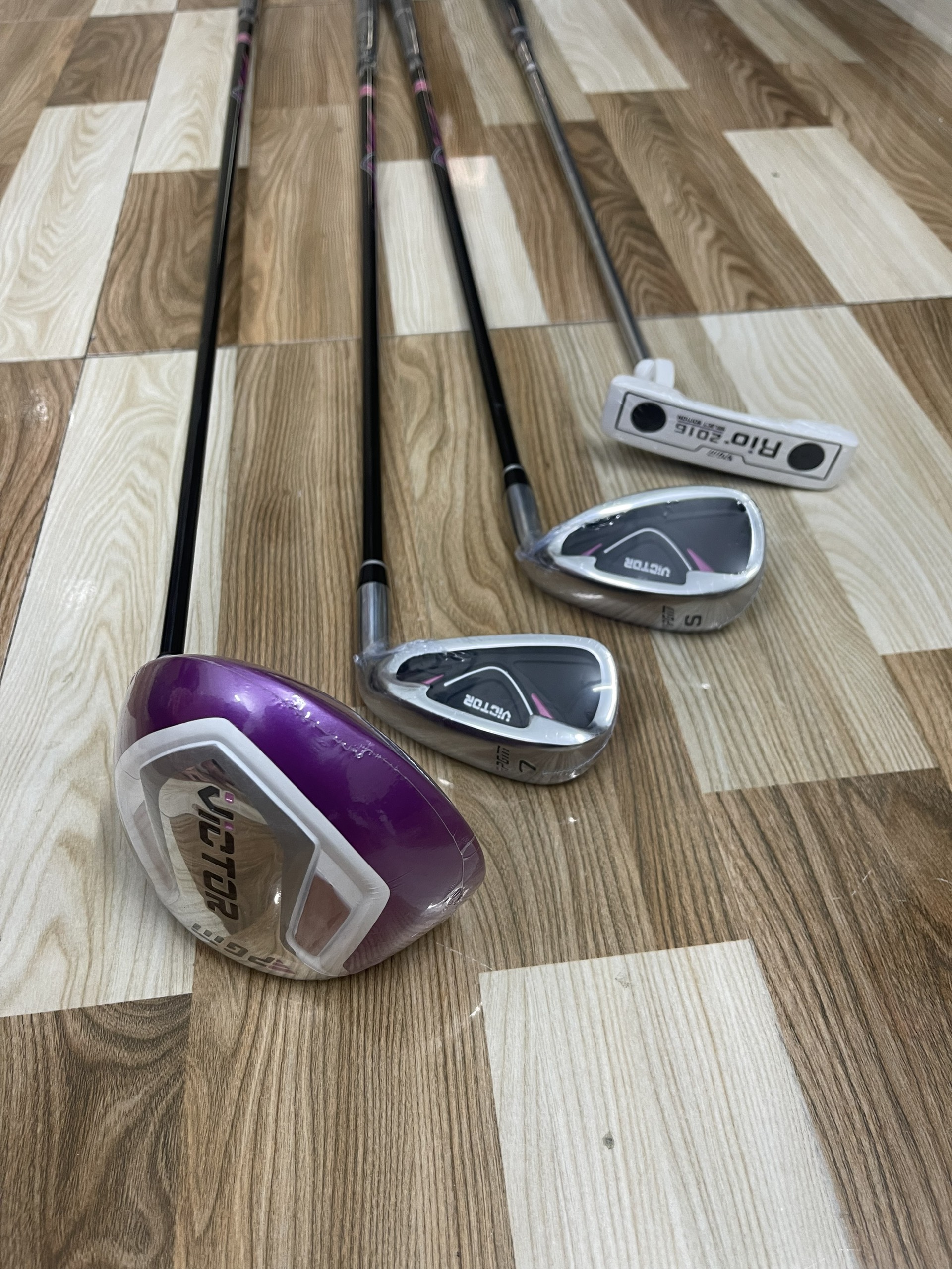 Bộ 4 gậy golf nữ chính hãng PGM model LTG007( bao gồm túi đựng)