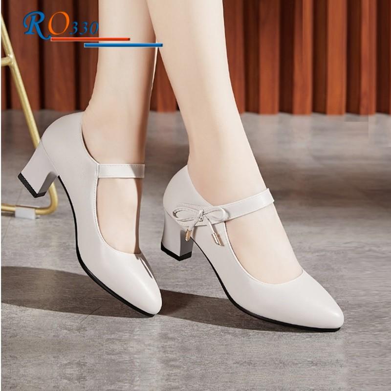 Giày quai dán gót trụ cao cấp ROSATA RO330 cao 5p mũi nhọn - đen, đỏ, kem - HÀNG VIỆT NAM - BKSTORE