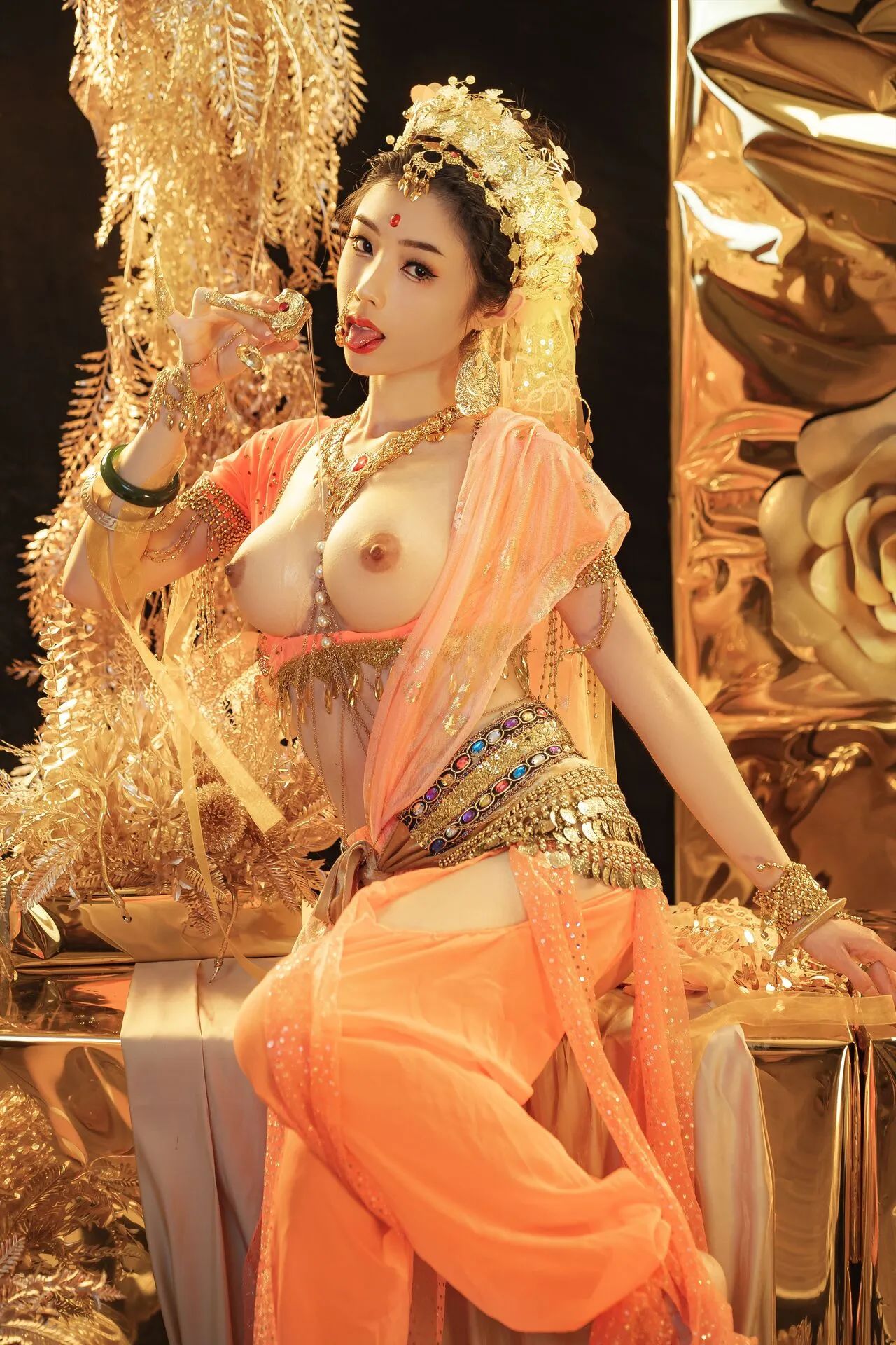 hình cosplay chapter 128 103