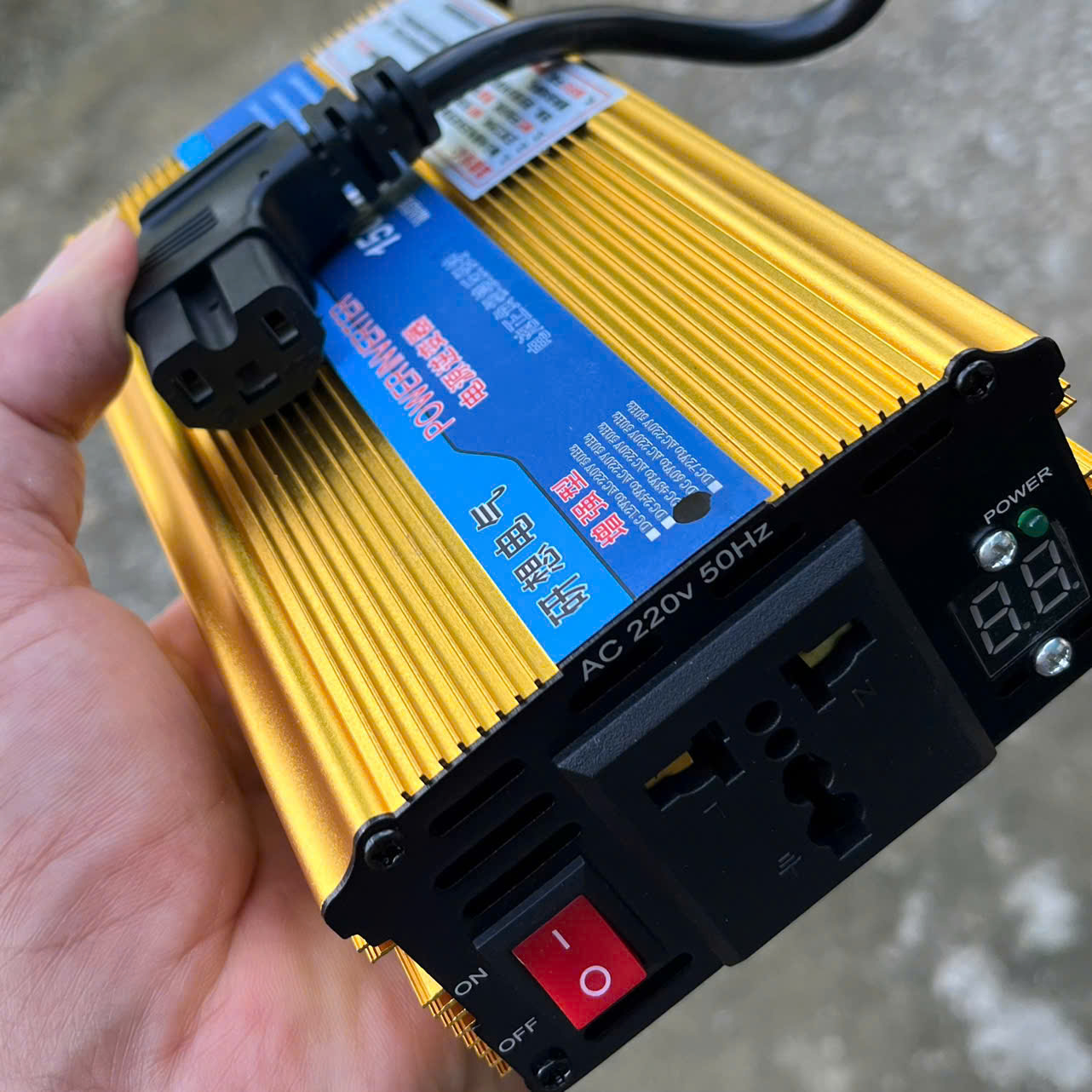 Bộ đổi điện 48V–60V lên 220V 1500W – Cắm trực tiếp xe đạp điện, phòng mất điện