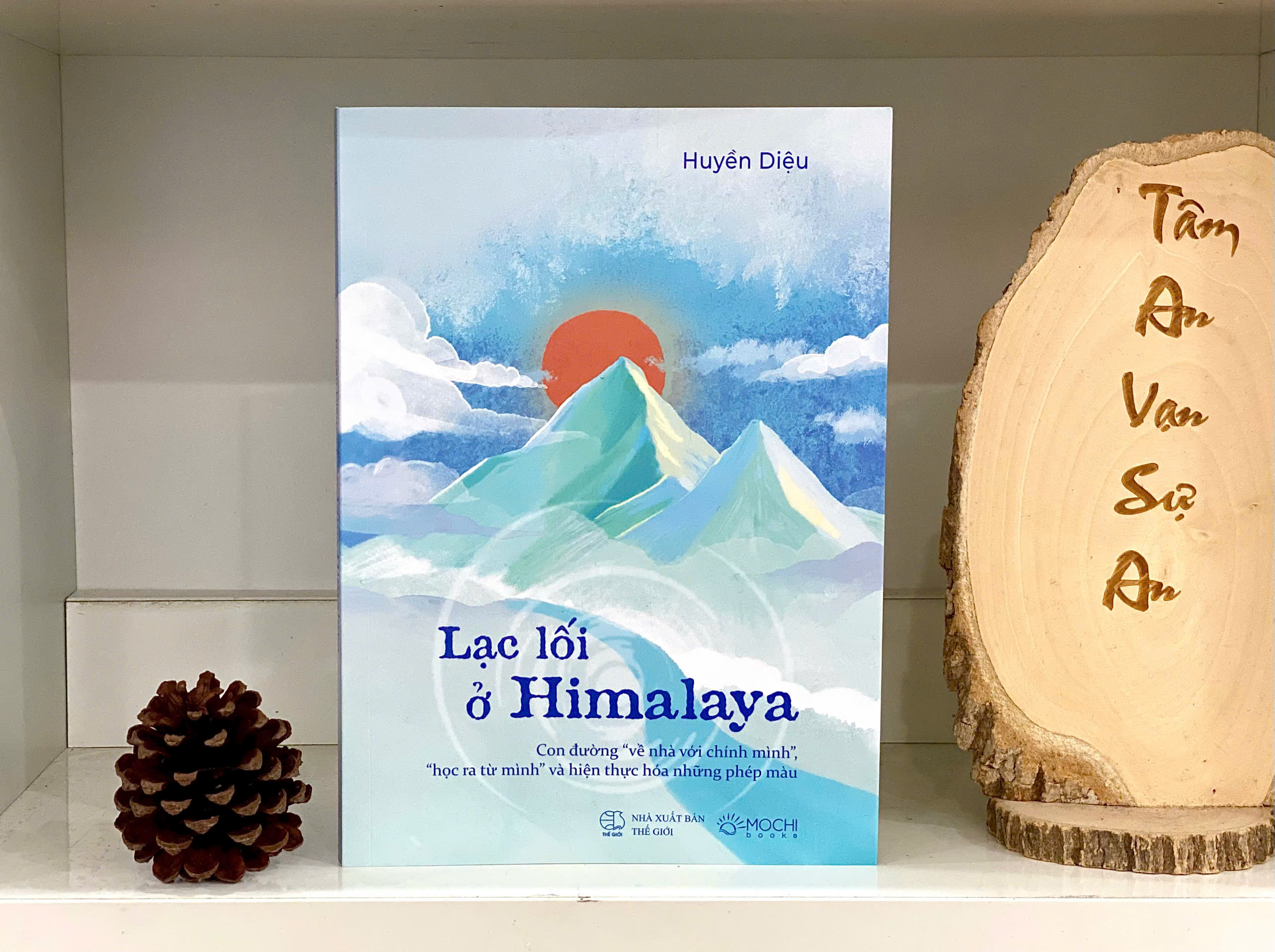 Sách - Lạc lối ở Himalaya