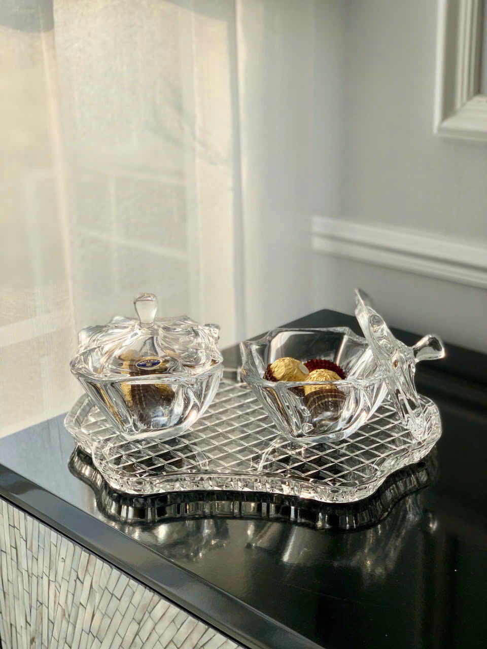 COMBO KHAY BOHEMIA DIAMOND + 3 THỐ MỨT CÓ NẮP BOHEMIA Hàng chính hãng