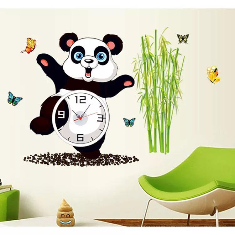 Đồng hồ treo tường Coma hình Gấu Trúc Panda kết hợp Decal trang trí cho phòng bé thêm sống động.