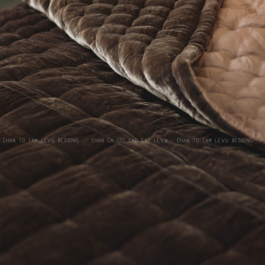 Chăn Nhung Lụa Chần Bông Điều Hòa Cao Cấp Dùng Bốn Mùa - Chăn Khâu Sa Hạt Màu Coffee Blue I Silk Velvet Blanket.