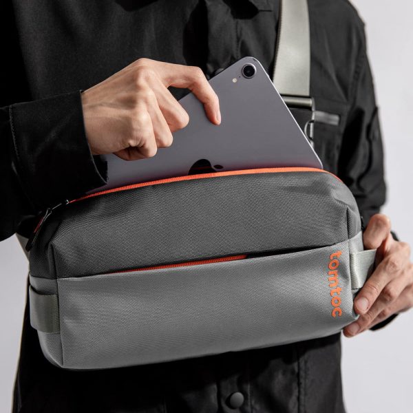 TÚI ĐEO CHÉO TOMTOC LIGHTWEIGHT CODURA SLING BAG GRAY - HÀNG CHÍNH HÃNG