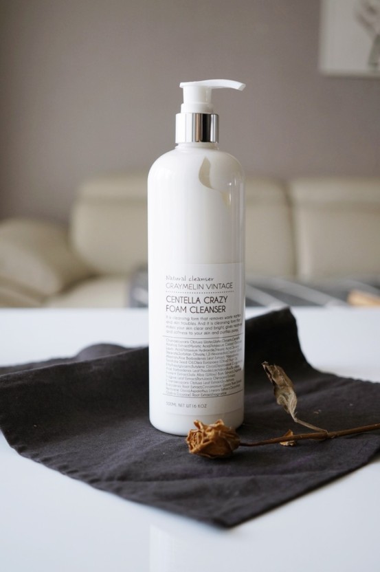 Sửa rửa mặt dịu nhẹ cho da nhạy cảm Graymelin Vintage Centella Crazy Foam Cleanser - 500ml