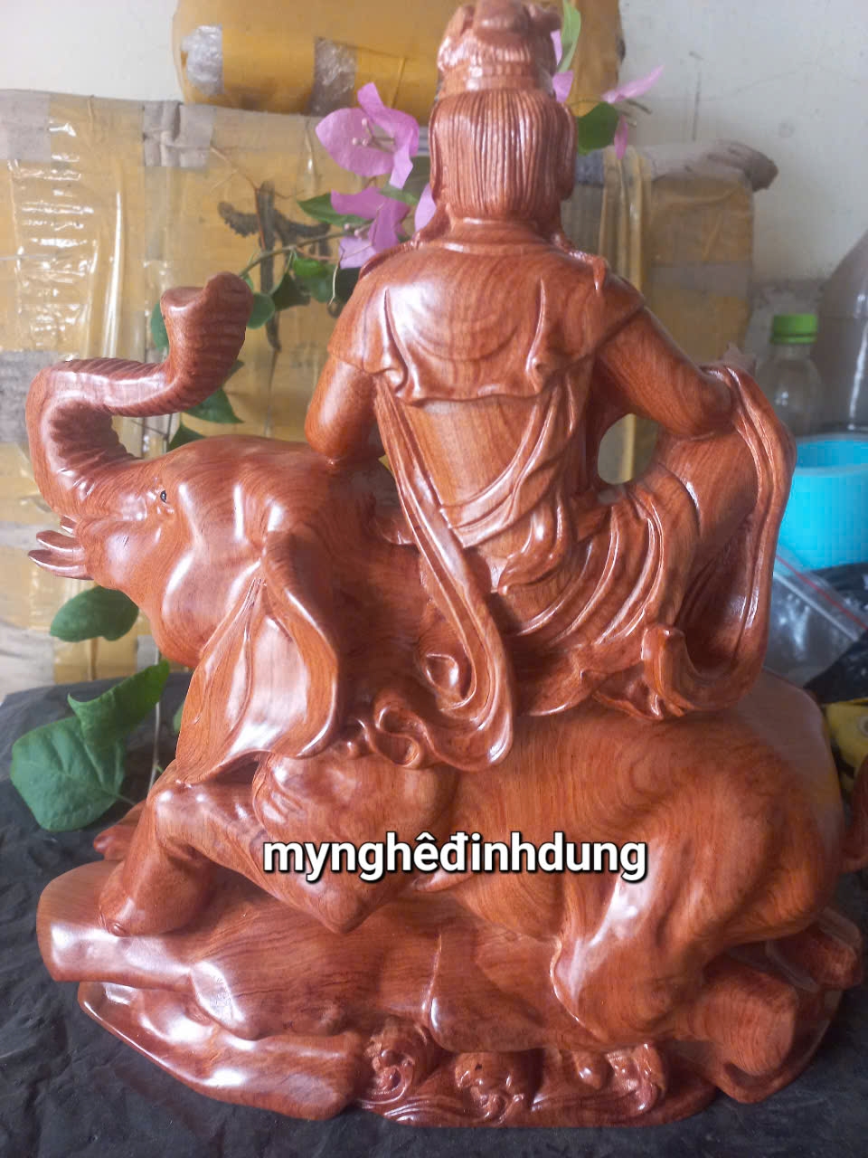 Tượng phật phố hiền bồ tát bằng gỗ hương đá đẹp long lanh kt cao 30x28x12cm