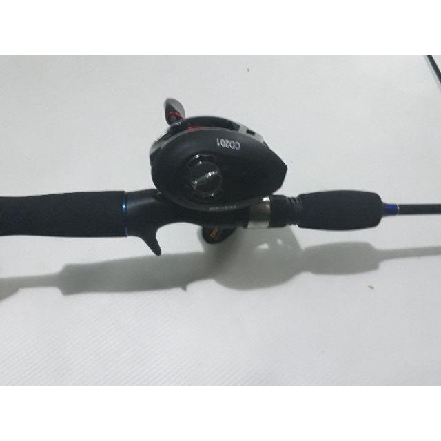 Cần câu 2 khúc máy ngang kèm phụ kiện câu lure