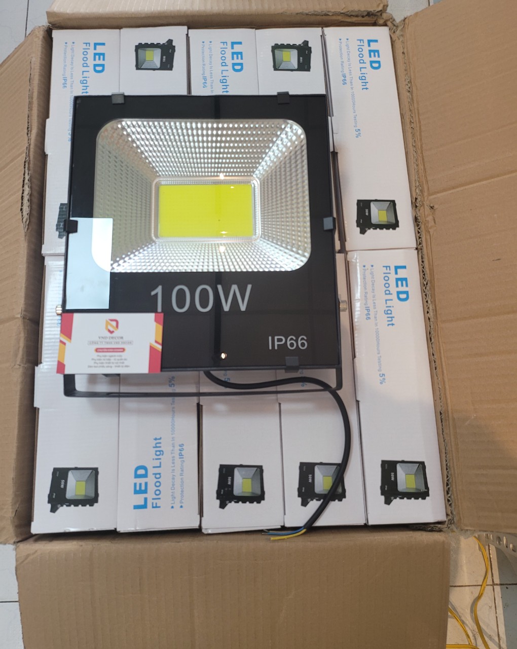 Đèn led pha COB 100W, Ánh sáng trắng , VỎ DÀY, ĐỦ CÔNG SUẤT