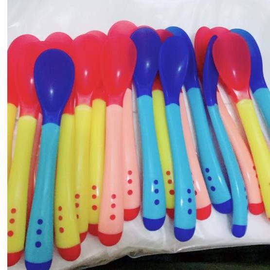 Muỗng silicon báo nóng, muỗng ăn dặm cho bé