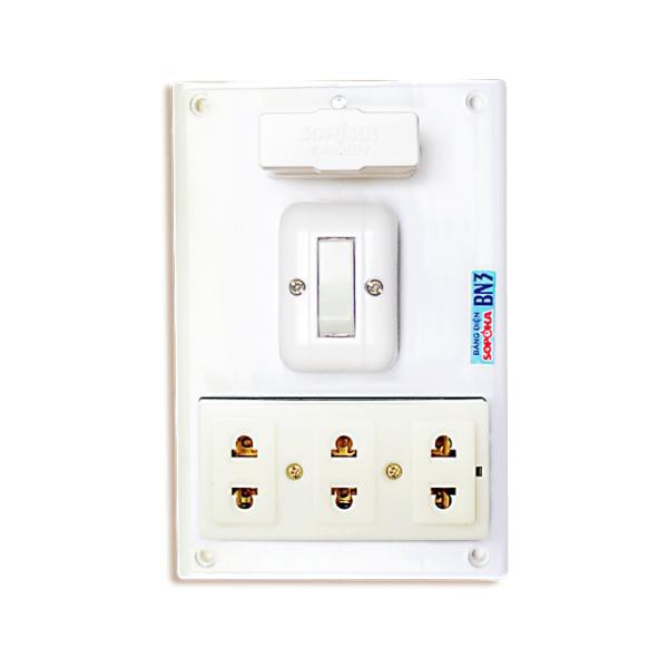 Bảng điện 1 công tắc, 1 cầu chì, 1 ổ cắm điện BN3E Sopoka
