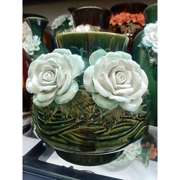 LỌ VÒ TRÒN HOA ĐẮP NỔI MEN HOẢ BIẾN MÀU NGỌC VÀ KIM SA H22cm.