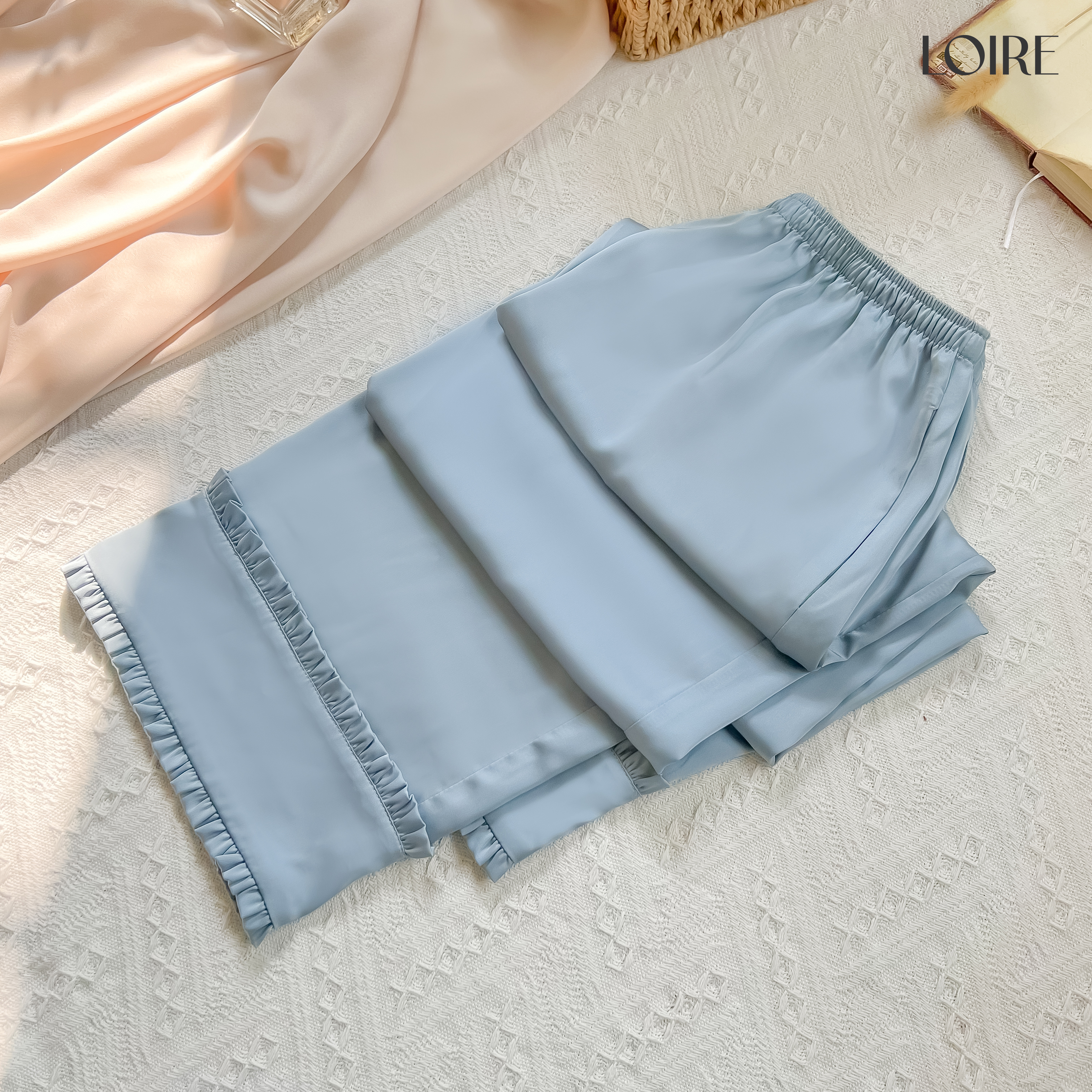 Bộ Pijama Lụa Dài Thanh Lịch Loirechic LPD14