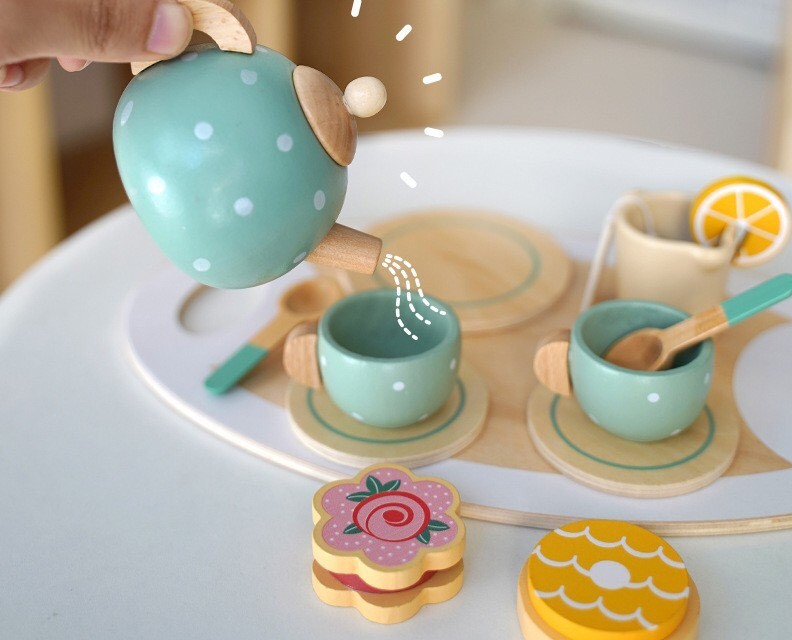 Bộ đồ chơi tiệc uống trà bằng gỗ phát triển kĩ năng cho bé