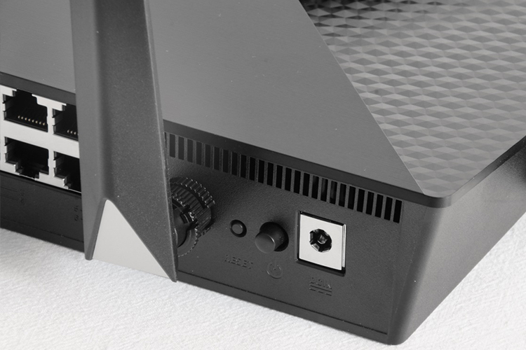 Router Wifi 4 Ăng-Ten Băng Tần Kép Chuẩn Asus BRT-AC828 AC-2600 - Hàng Chính Hãng