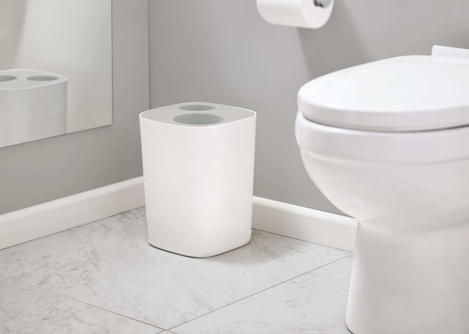 Hộp đựng rác Joseph Joseph xám JJ705140, ngăn chia rác cho phép bạn phân loại chất thải phòng tắm có thể tái chế và không thể tái chế