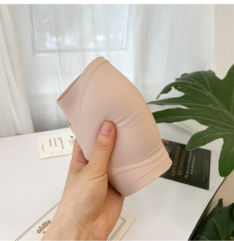 Áo Lót Quây Chống Tụt Đệm Mỏng Không Gọng Giấu Viền Cao Cấp B054