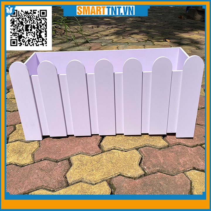 Chậu gỗ nhựa ngoài trời composite có rào và chân