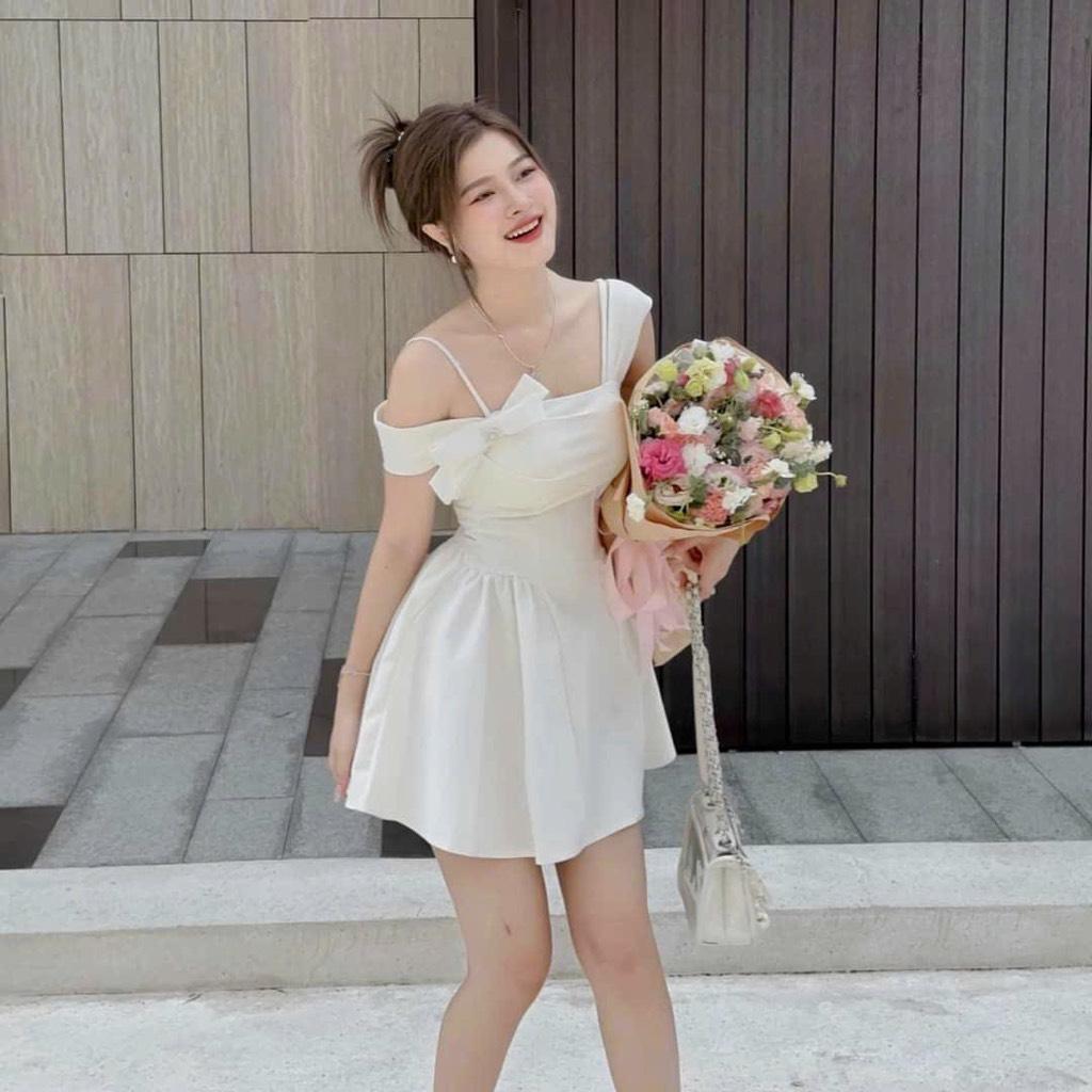 Đầm xòe lệch vai đính nơ