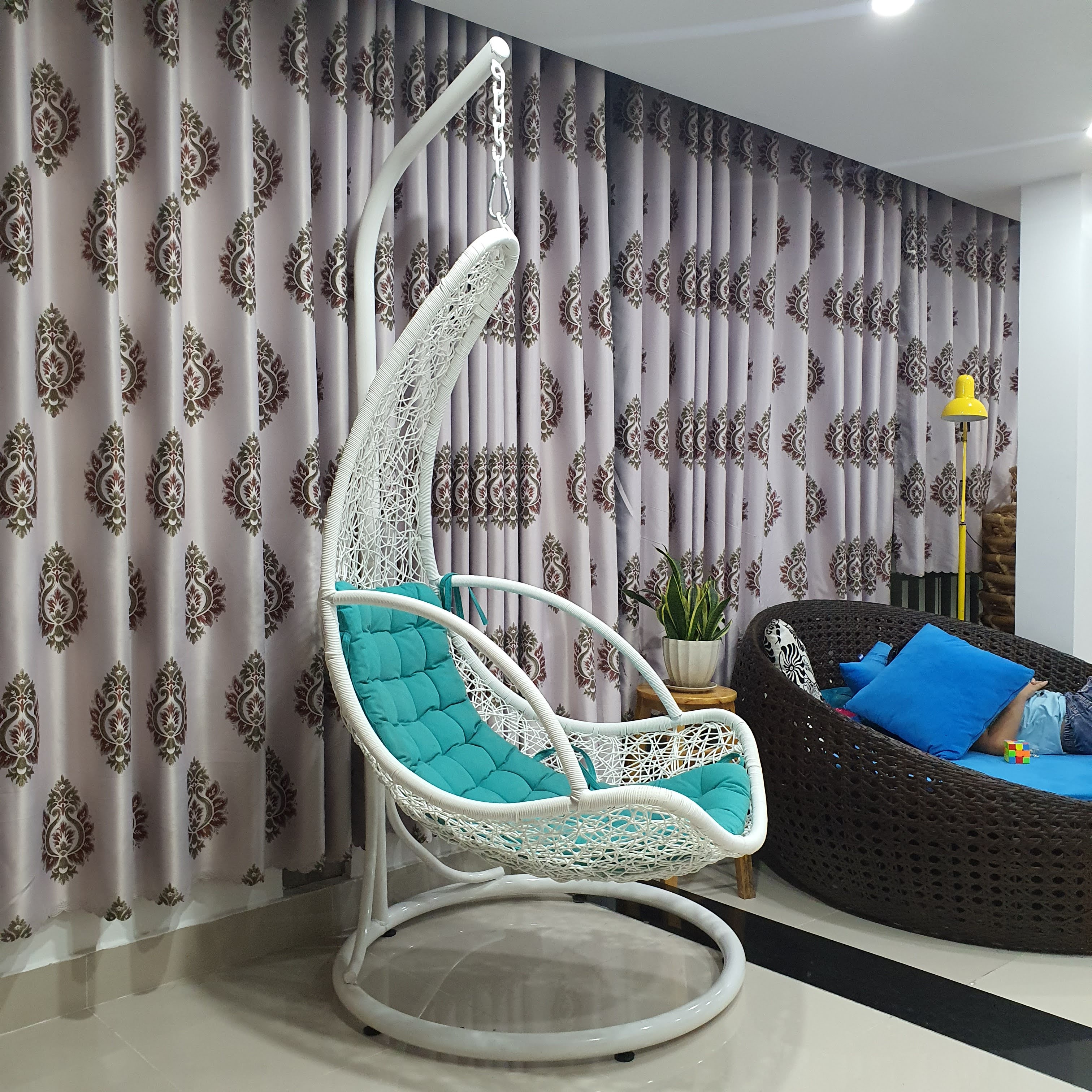 Xích đu trăng lưỡi liềm - NAVICOM