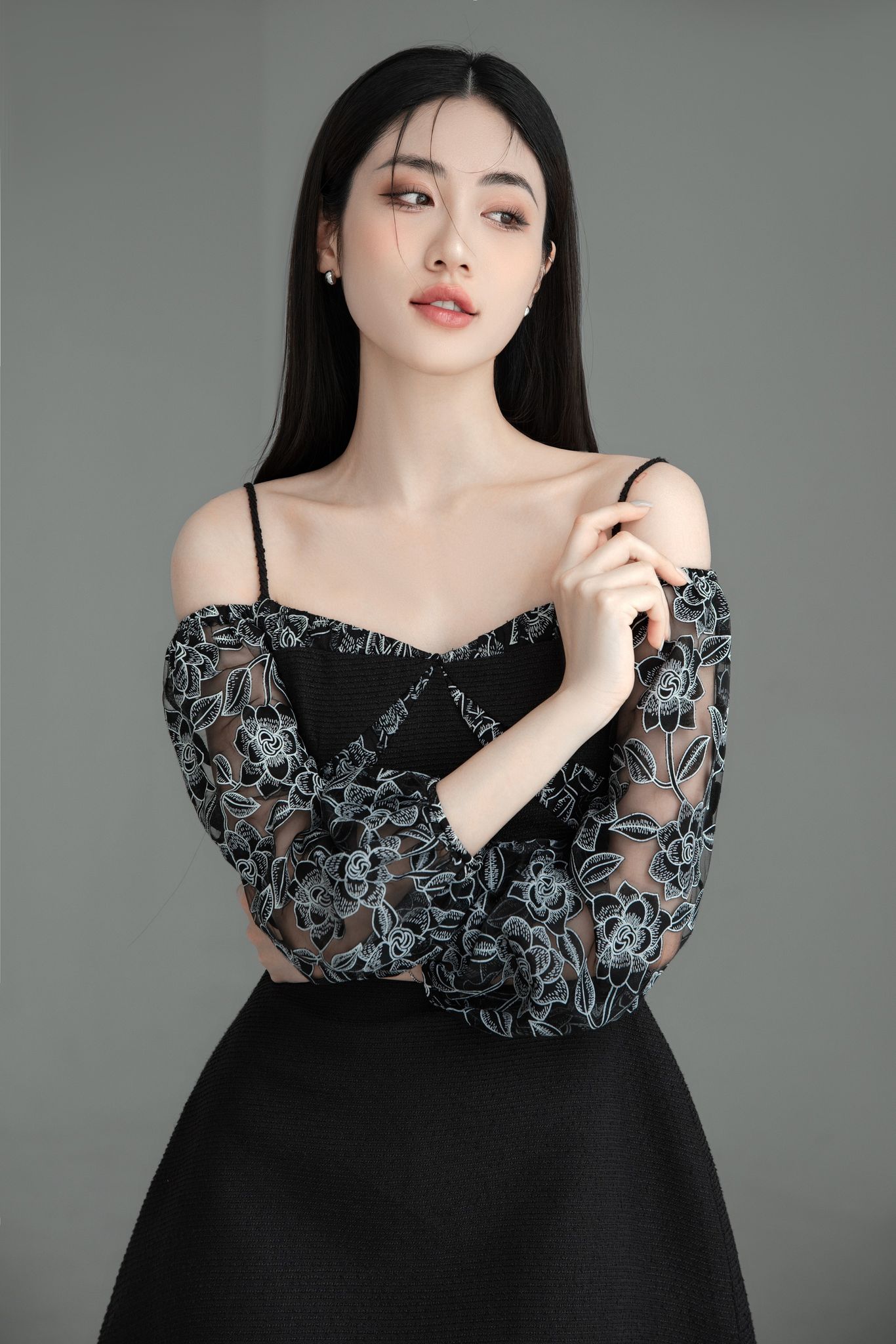 OLV - Đầm Celeste Lace Dress