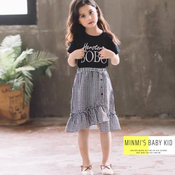 Set Đồ Bé Gái Áo Thun BOHO Kèm Chân Váy Kẻ Phong Cách Hàn Quốc Hàng Thiết Kế QC Cao Cấp NHÃ UYÊN KIDS