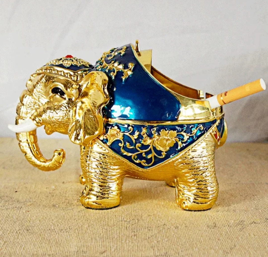Gạt tàn chú voi đứng bằng đồng