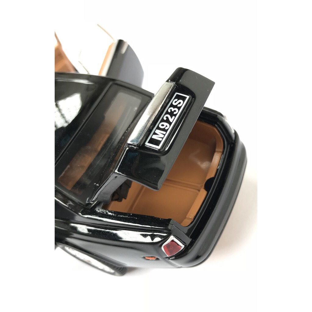 Xe ô tô Rolls Royce Phantom tỉ lệ 1:24 khung thép, sơn tĩnh điện màu đen