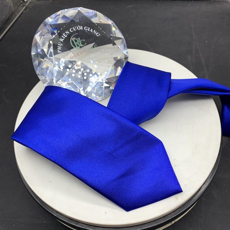 Cà vạt nam trung niên 8cm chất liệu phi bóng giangpkc