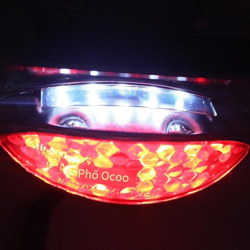 Đảm bảo chất lượng Đèn đuôi xe máy Harley sửa đổi phong cách retro đa năng ĐÈN LED đuôi đèn biển số khung đèn phanh tích hợp đuôi đèn