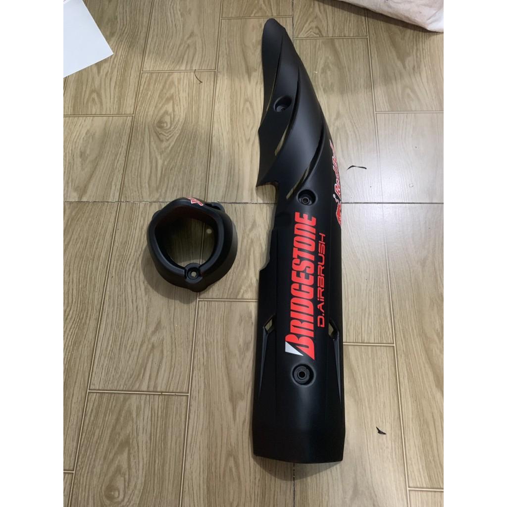 Ốp pô và chụp đích pô exciter 150 màu đen nhám