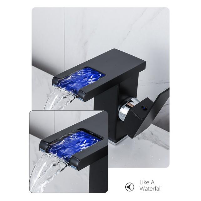 Bộ Vòi Nước Lavabo rửa tay đèn led Đổi Màu theo nhiệt độ Latrava Black LED - hàng cao cấp