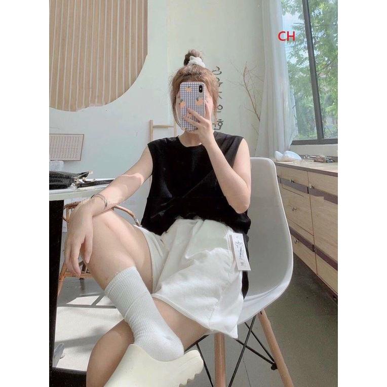 Sét áo tanktop và quần sooc dáng thụng thoải mái