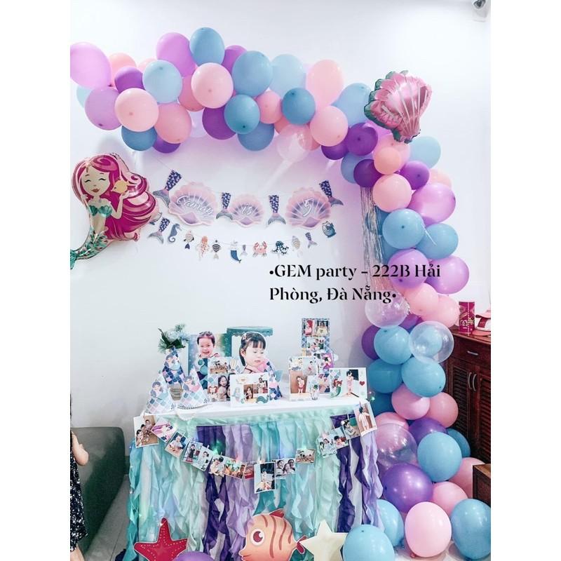 Set sinh nhật Mermaid. Hình Thật khách tự trang trí