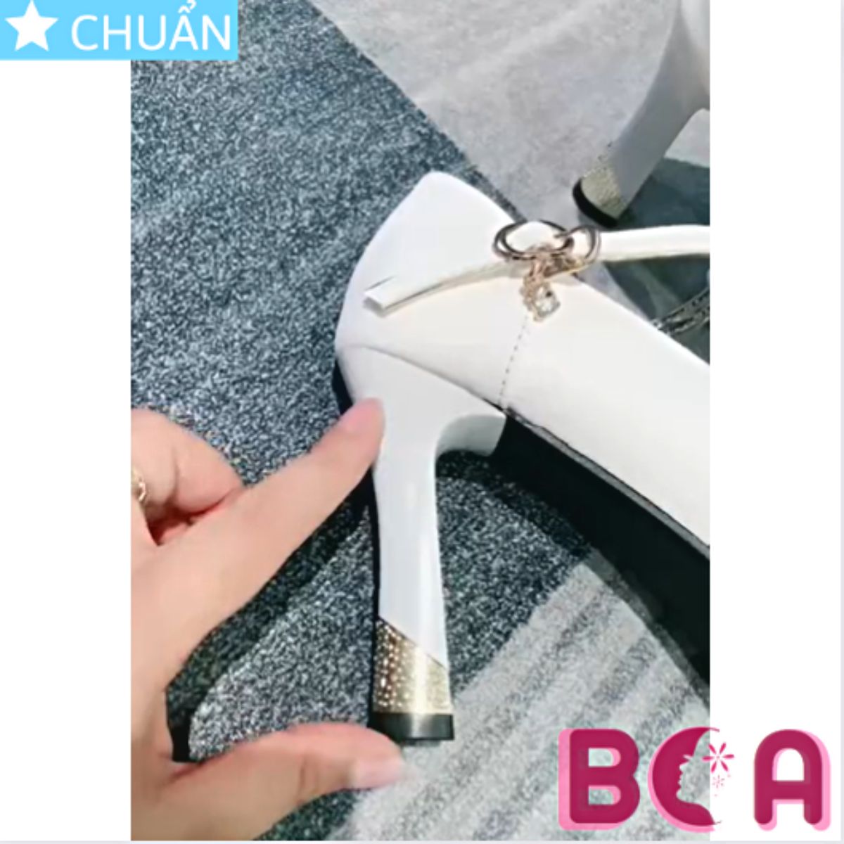 Giày nữ màu trắng gót cao bọc kim loại 9p RO619 ROSATA tại BCASHOP sang trọng lại tôn dáng, tôn chân và tôn chiều cao