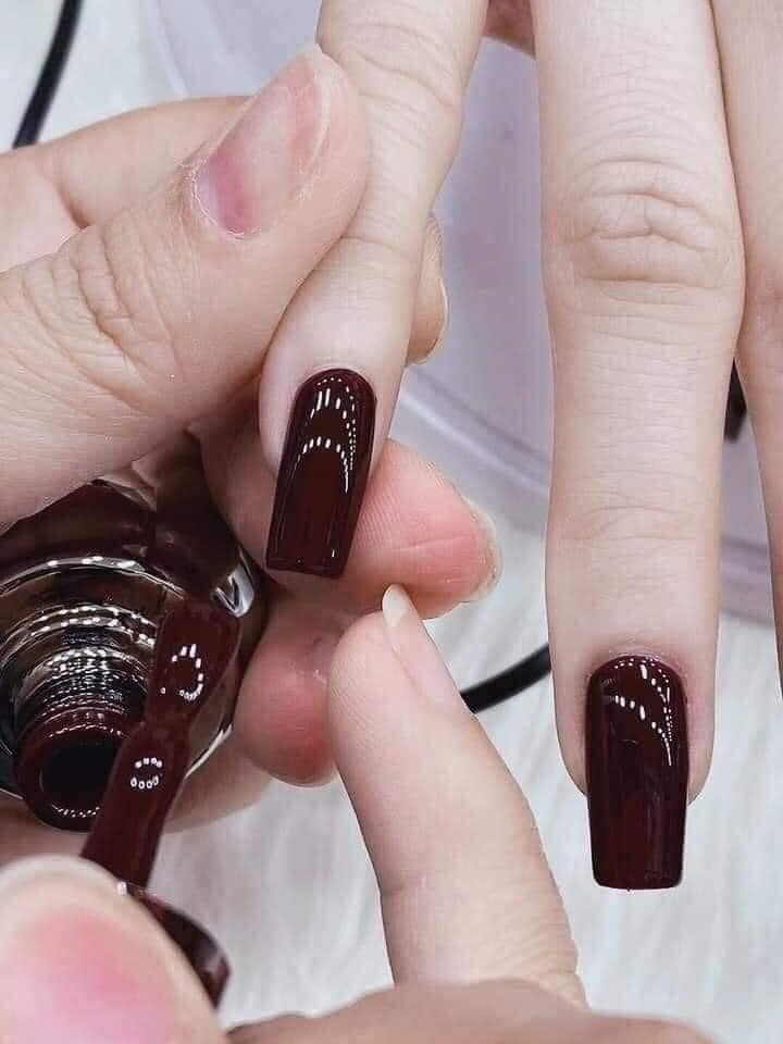 Set sơn đỏ làm móng tay siêu hot