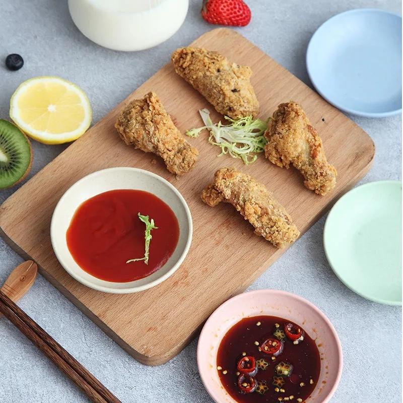 1 chén đựng nước chấm hình tròn bằng nhựa lúa mạch