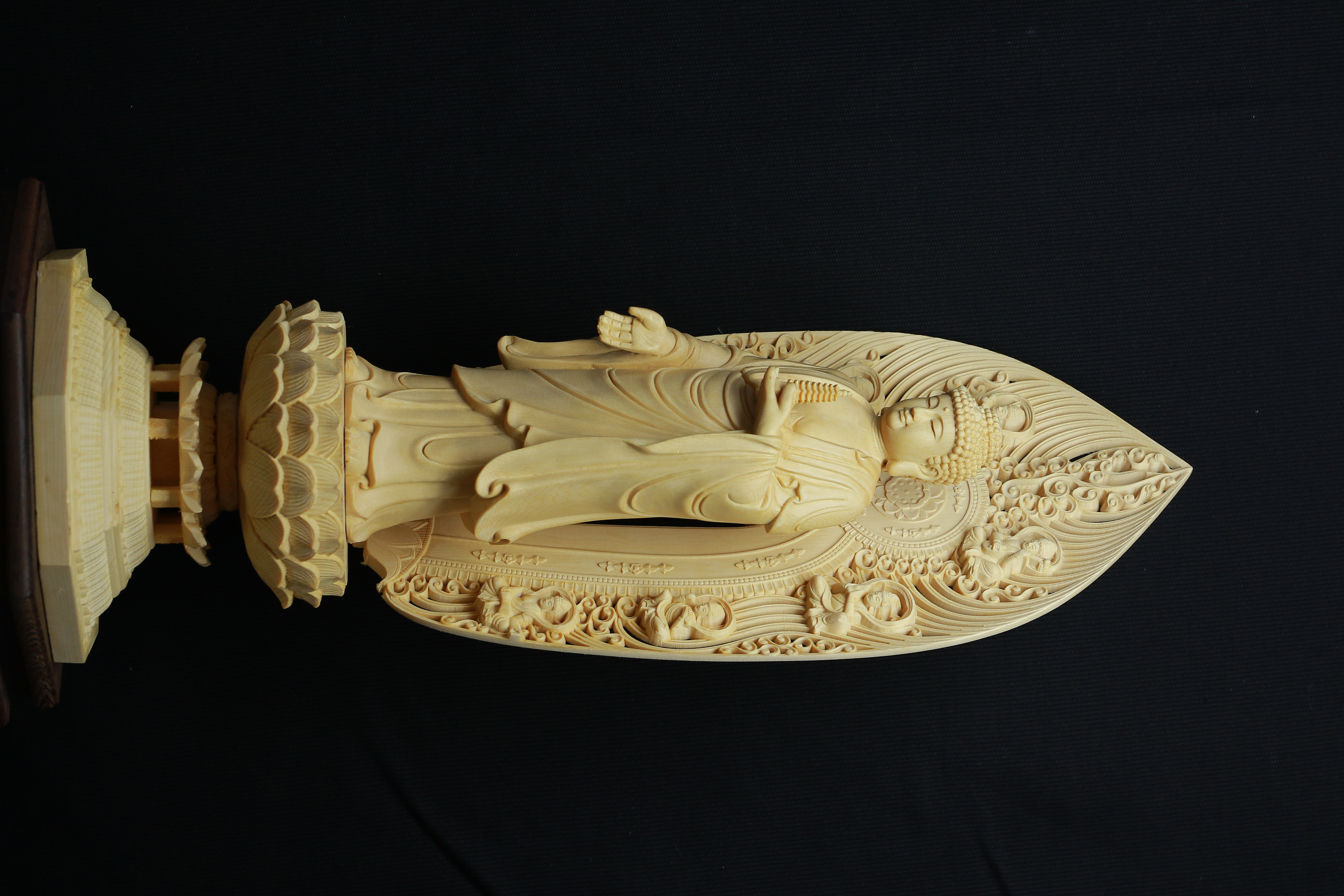 Tượng Phật A Di Đà- Đứng- Gỗ Hoàng Dương, kích thước  14,5x14,5x42cm