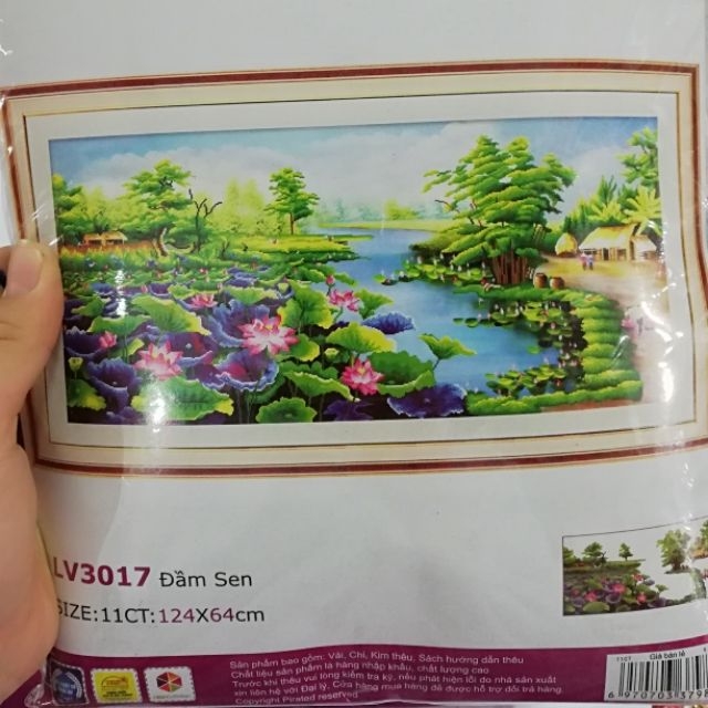 Tranh thêu chữ thập 3D Ao Sen Ngát Hương 124x64cm- tự thêu